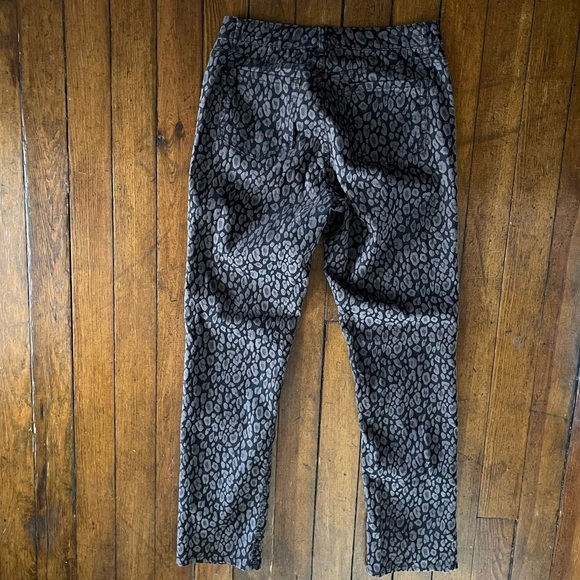 Jones New York Jeans 10 - Picture 4 of 5